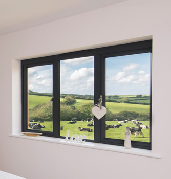 aluminium-window-tall-balcony